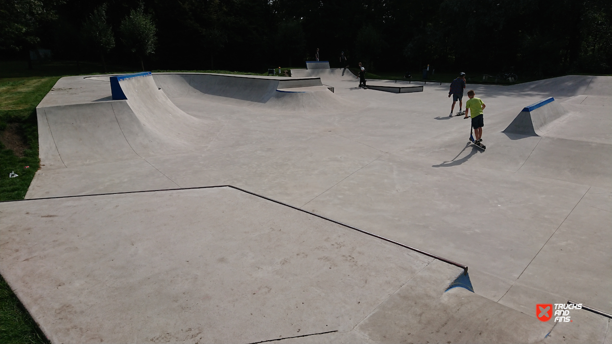 Hallaar skatepark